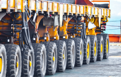 SPMT: entenda o funcionamento e as aplicações do transporte modular autopropelido