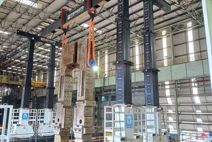 Pórtico hidráulico: a inovação em movimentação de cargas pesadas