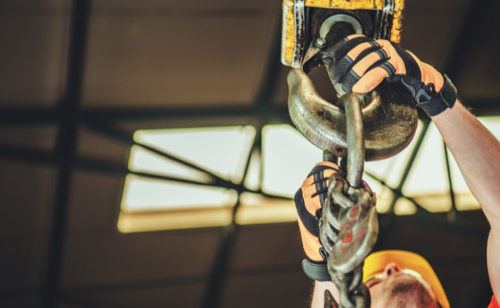 Como encontrar a empresa certa para içamentos de cargas